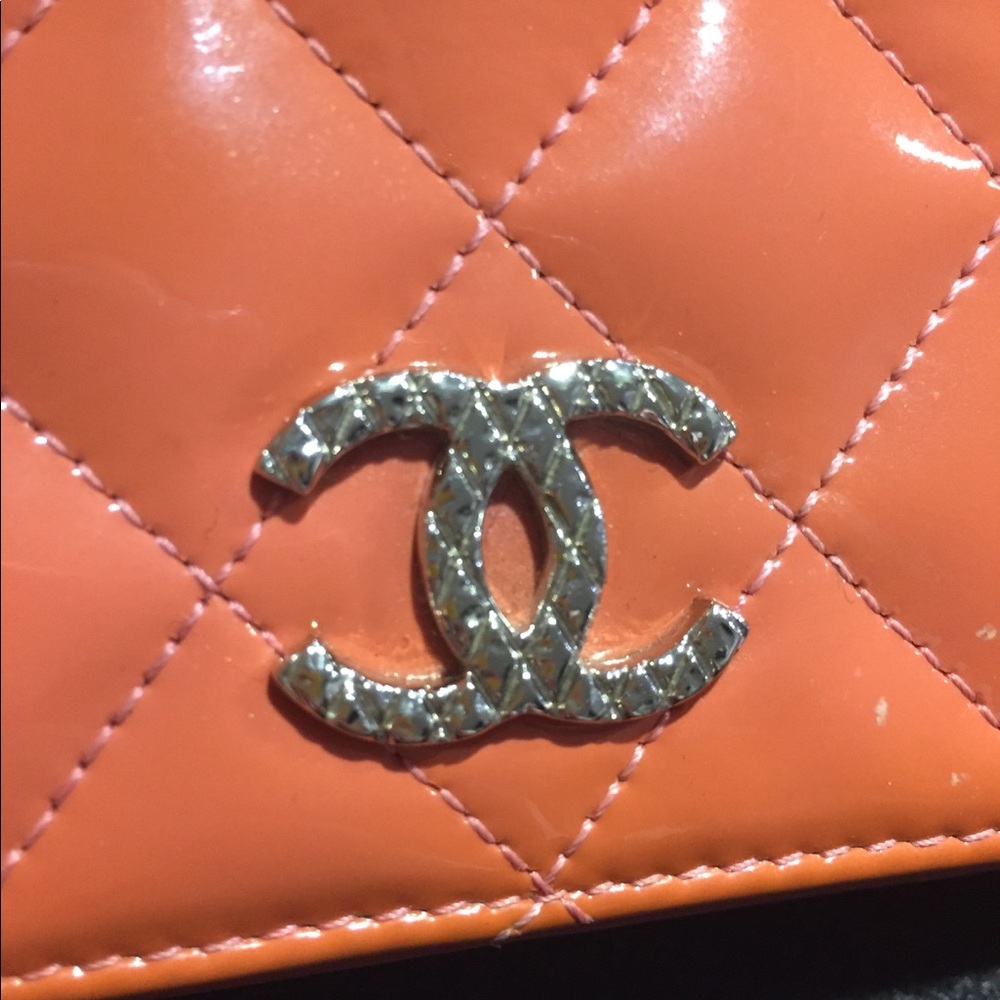 CHANEL Orange Quilted Patent Leather Bag - Picture 13 of 16